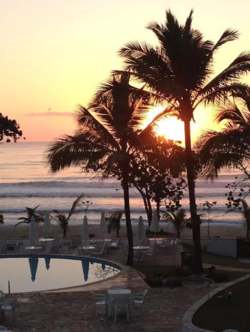 Apartamento Toninhas Apto Pe Na Areia