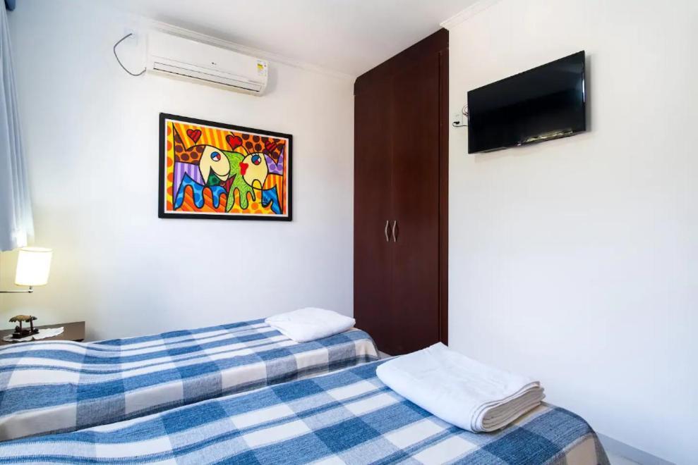 Apartamento Toninhas Apto Pe Na Areia Ubatuba