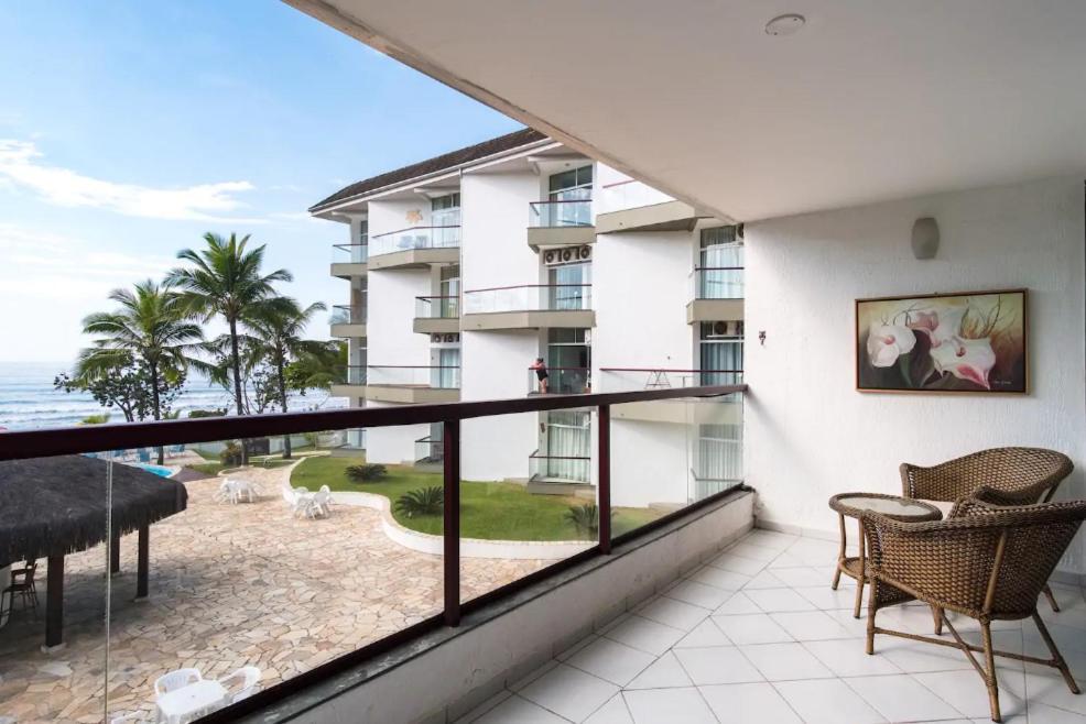 Apartamento Toninhas Apto Pe Na Areia Ubatuba