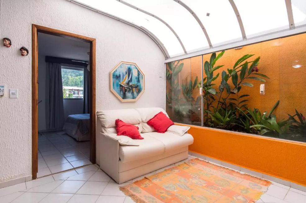 Apartamento Toninhas Apto Pe Na Areia Ubatuba